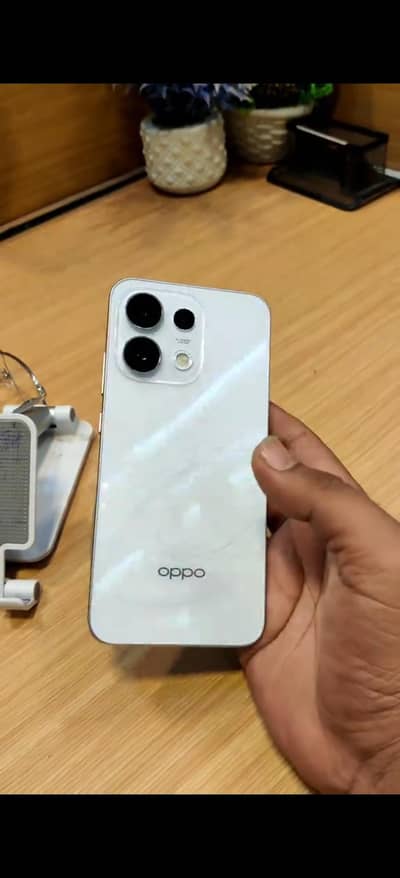 OPPO Reno 16f