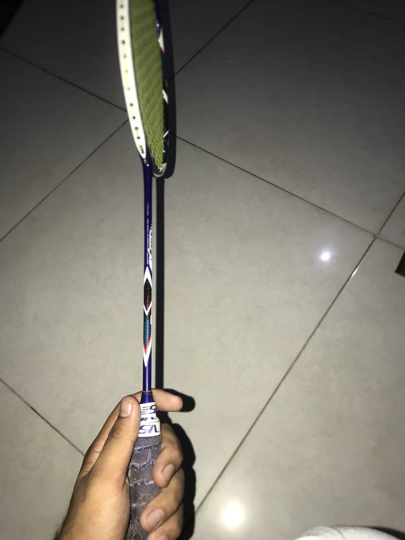 Badminton racket’s 6