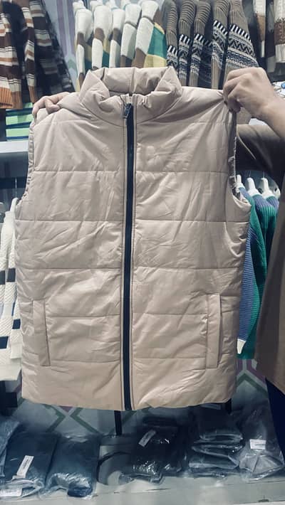 New sleavless jacket colour skin