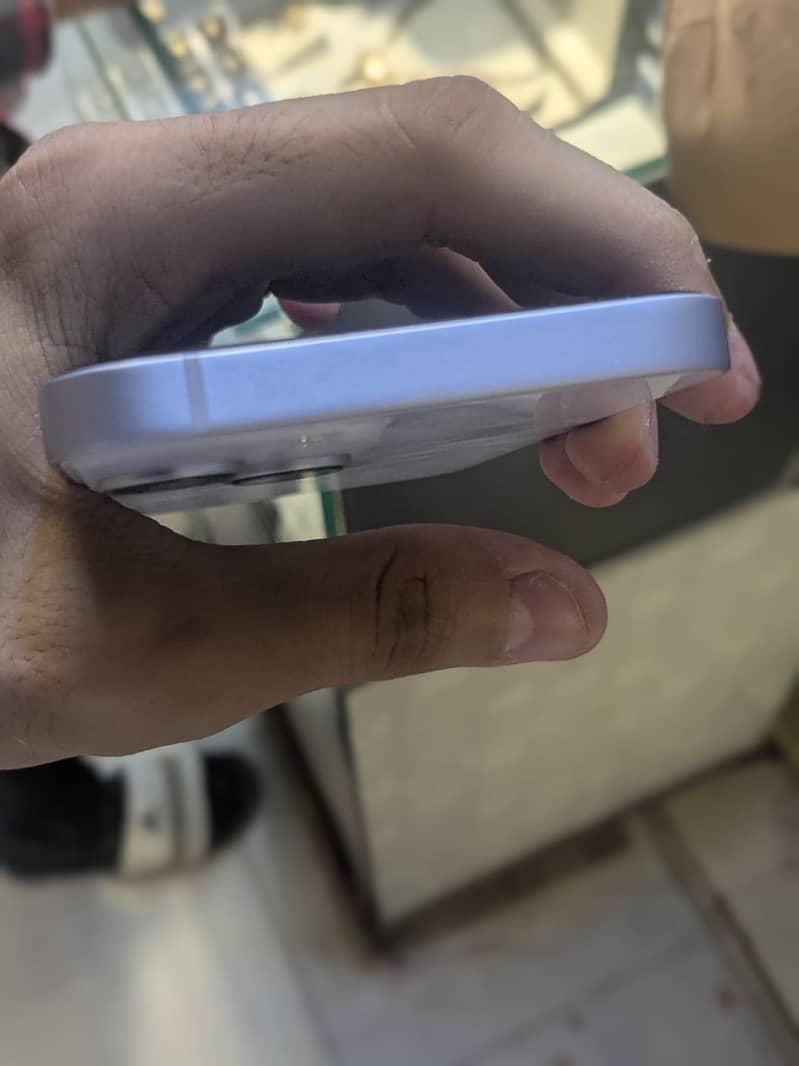 Apple iPhone 14 1