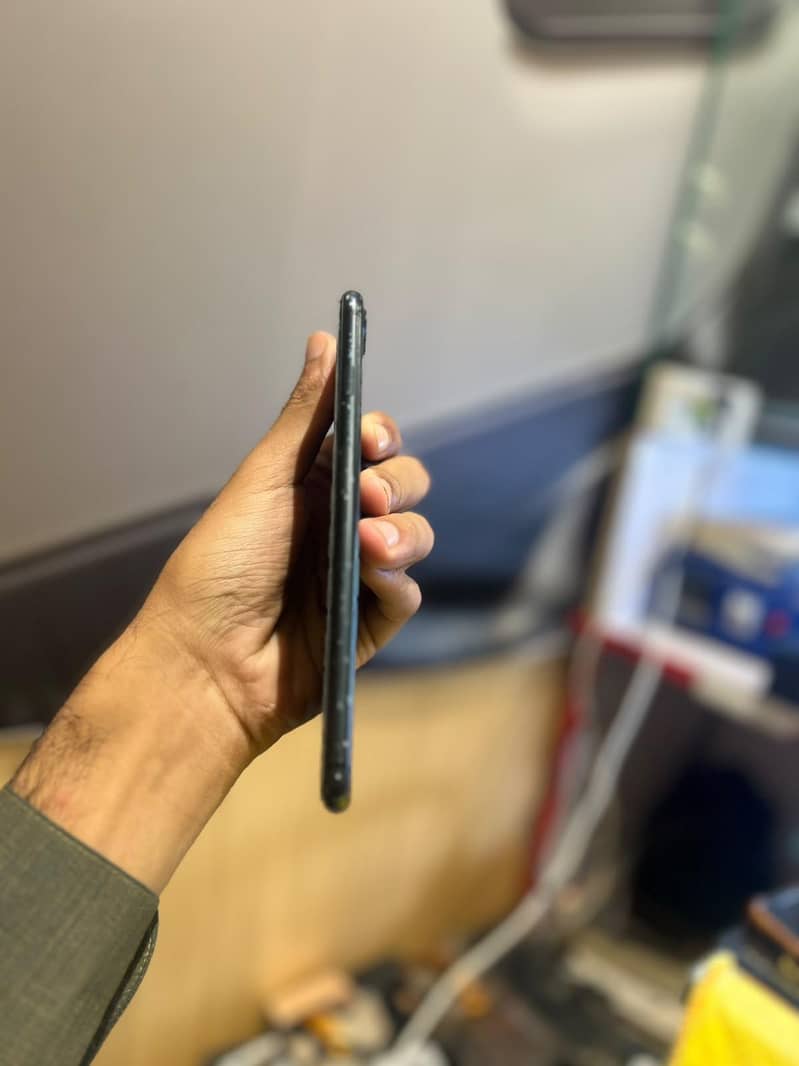 Apple iPhone 7 Plus 4