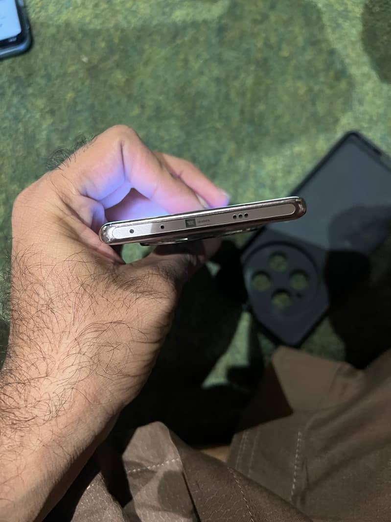 Infinix Zero 40 4