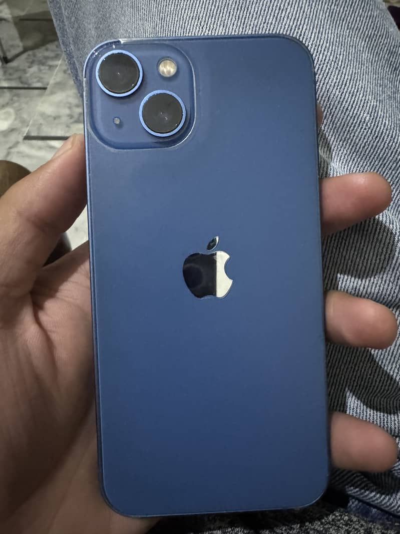 Apple iPhone 13 0