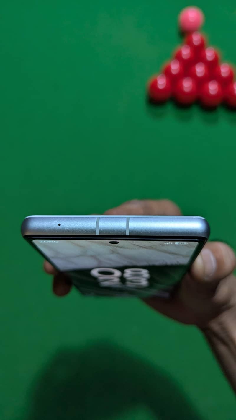 Google Pixel 7a 5