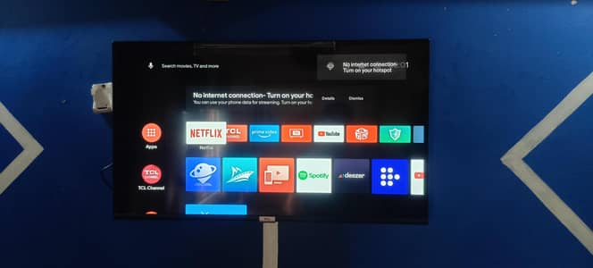 TCL smart led tv for sale 40S6500 model
