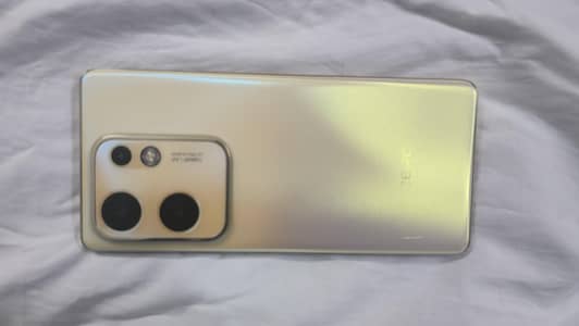 Infinix Zero 30