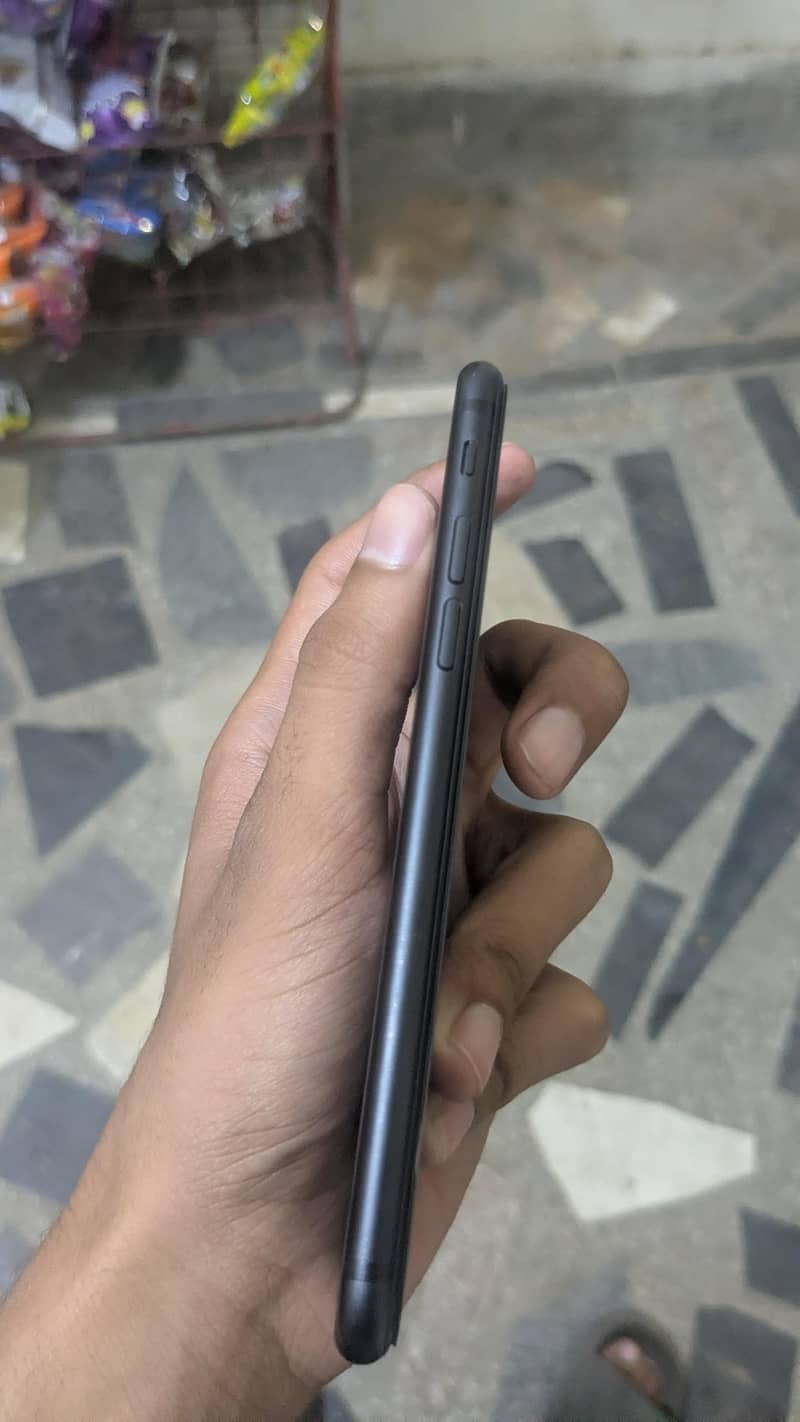 Apple iPhone 7 5