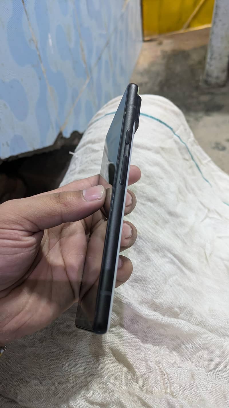 Google Pixel 6 3