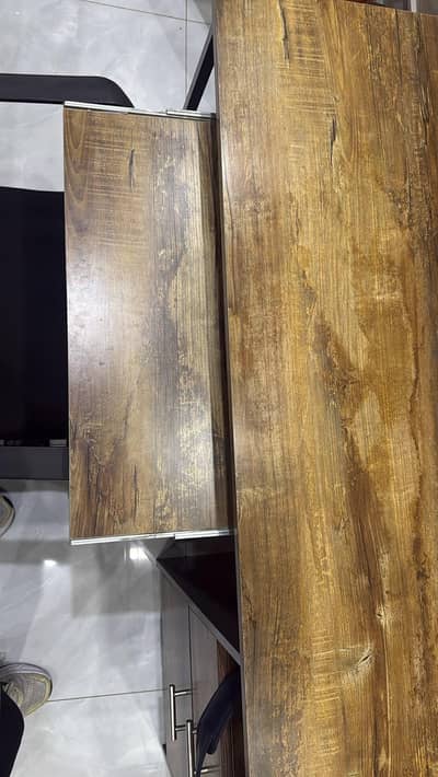 Office Computer Table and Chair for sale in Lahore
