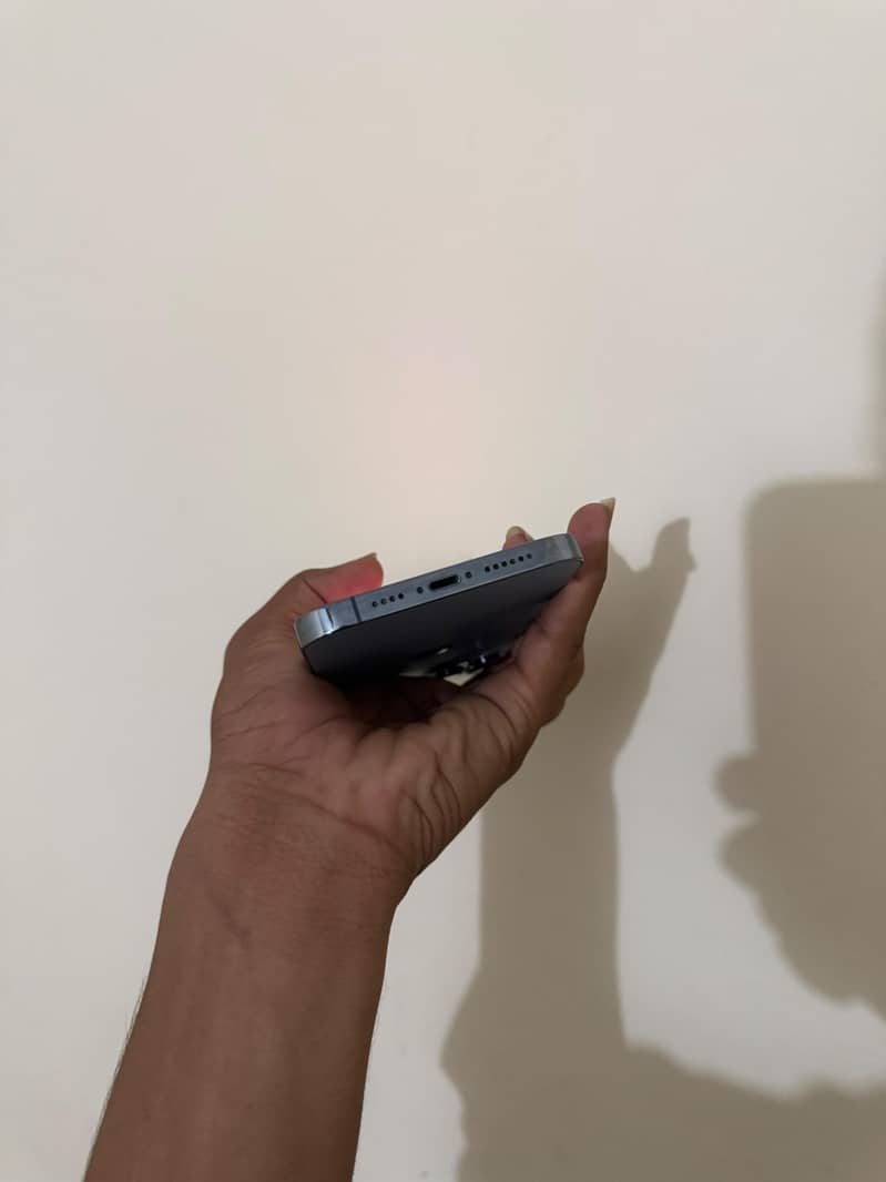 Apple iPhone 13 Pro Max 6