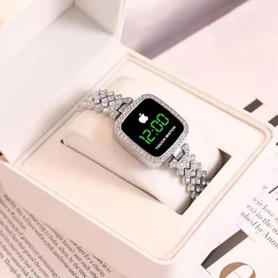 ONELINBAZAAR  — Women's Stylish Stainless Steel Watch