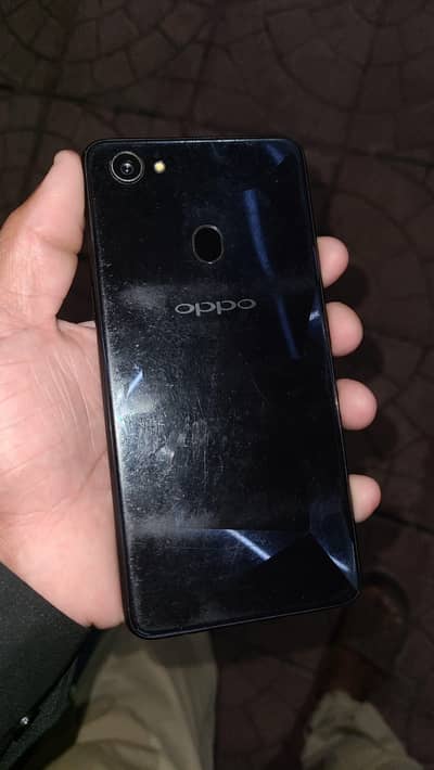 OPPO F7