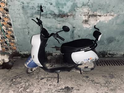 RAMZA YARRI LIKE BRAND NEW
