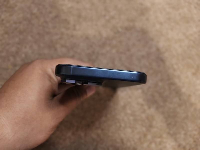 Apple iPhone 15 Pro Max 1