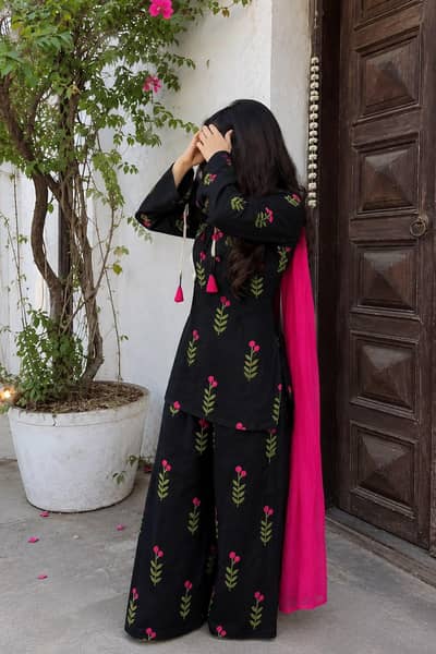 Stylish & Trendy Clothes | New Collection
