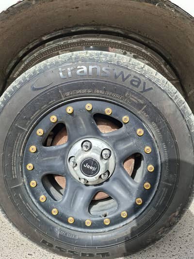 Rim available for sale size 15 aur 5 nut