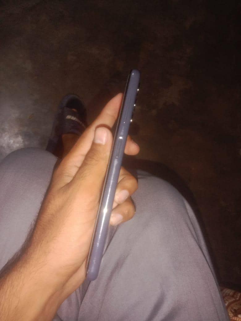 Samsung Mobile A13 6