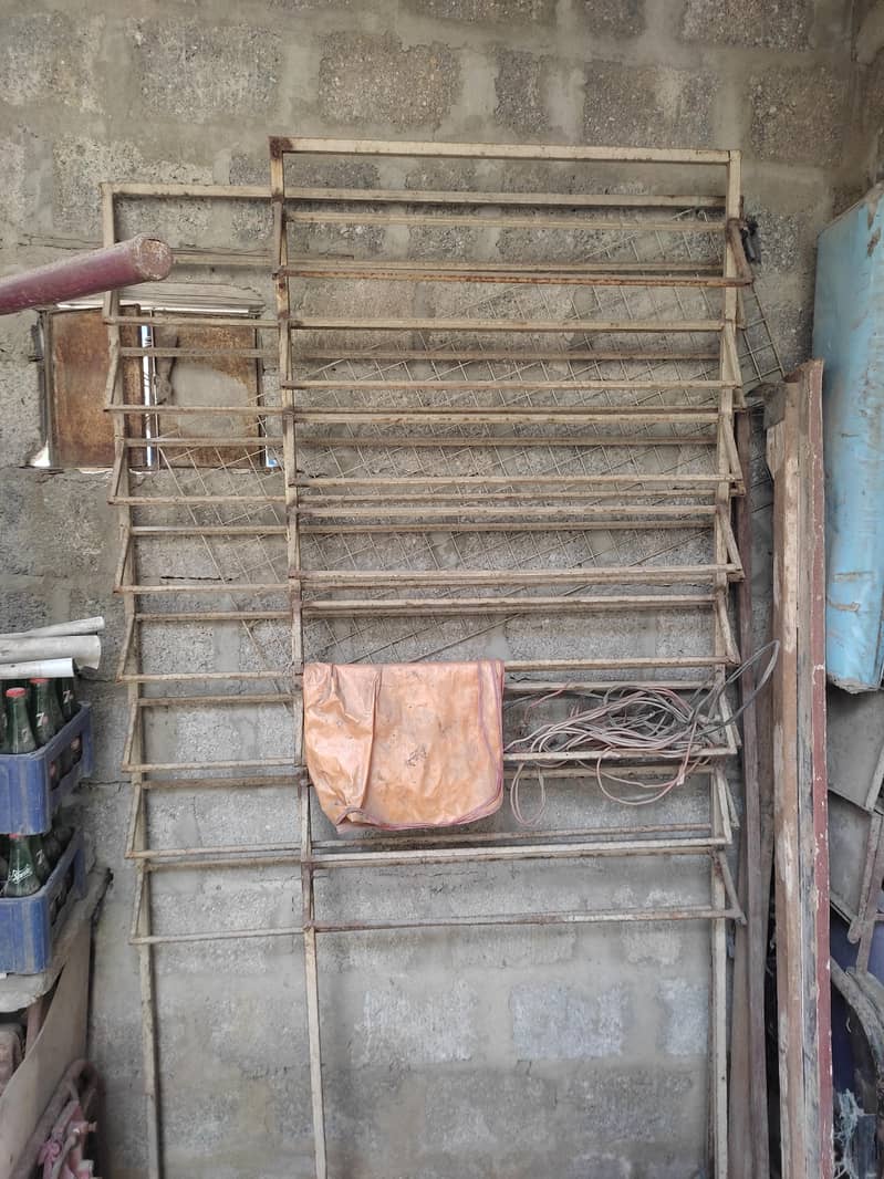 sleeper shop racks 1