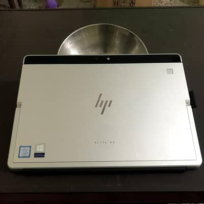 Hp Elite x2 i5 7th generation Touch screen