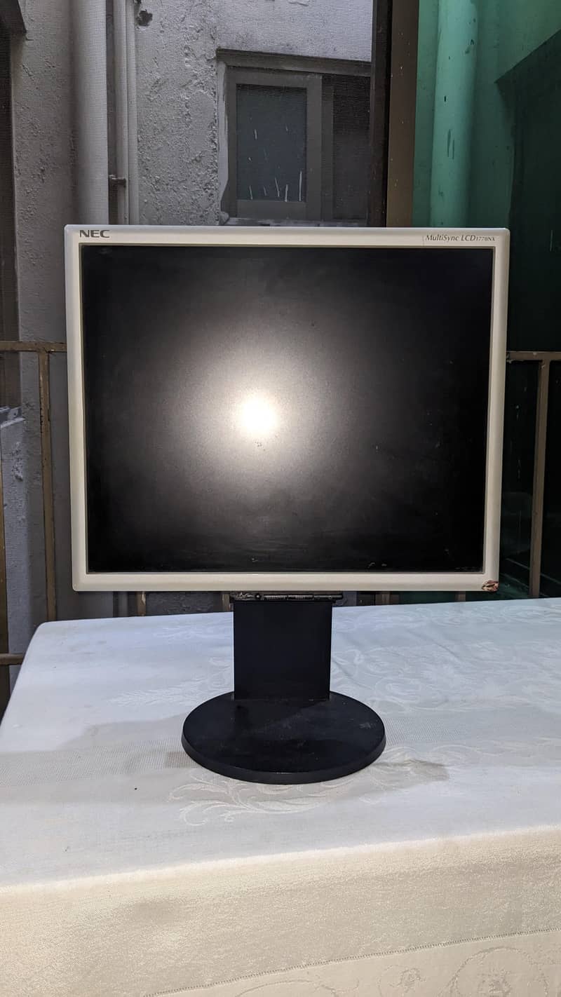 NEC LCD 0