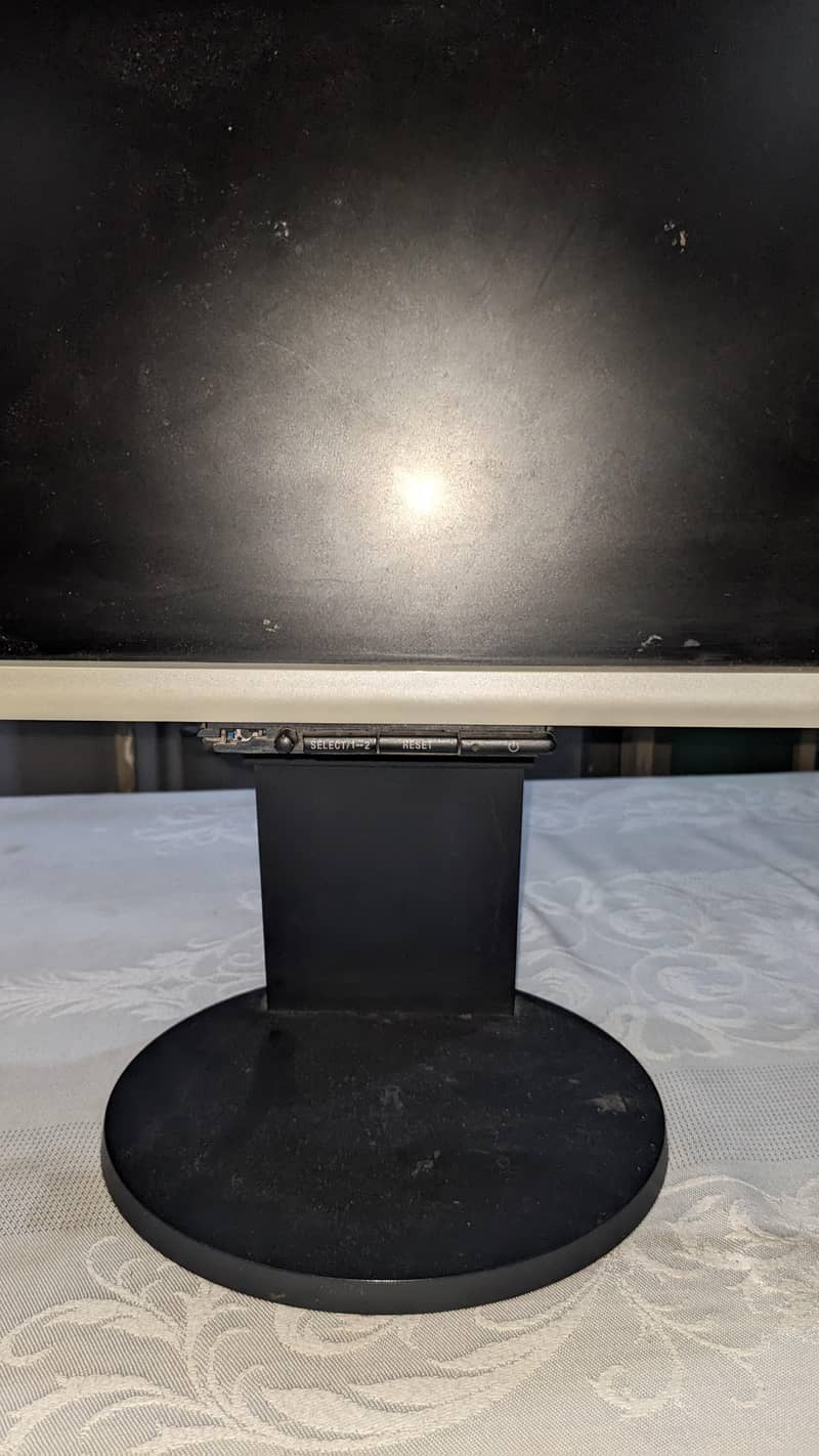 NEC LCD 1