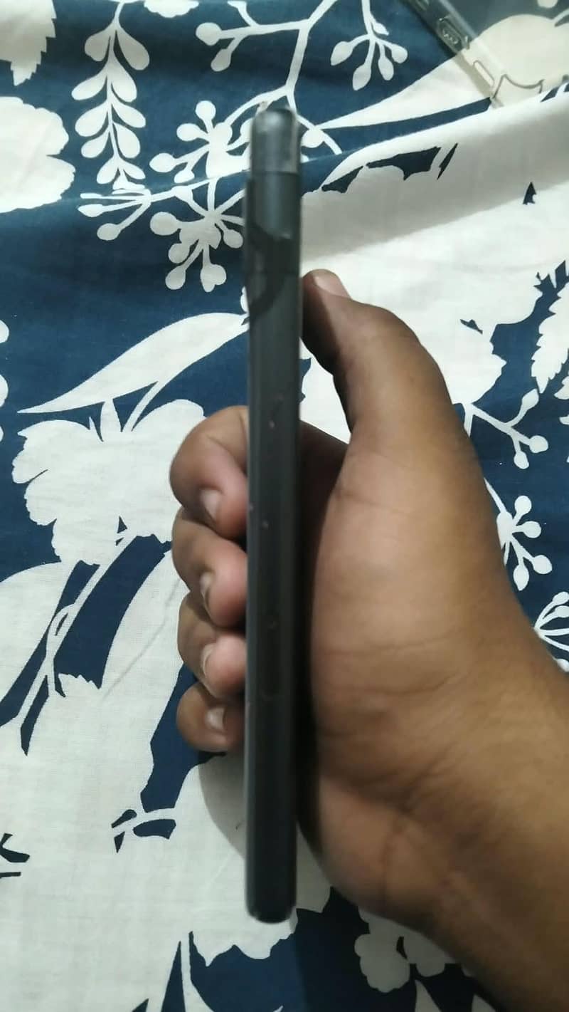 Google Pixel 7a 4
