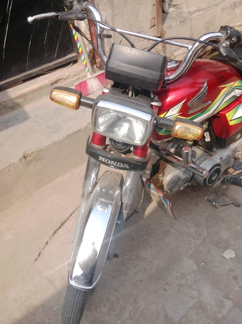 Honda cD 70 5