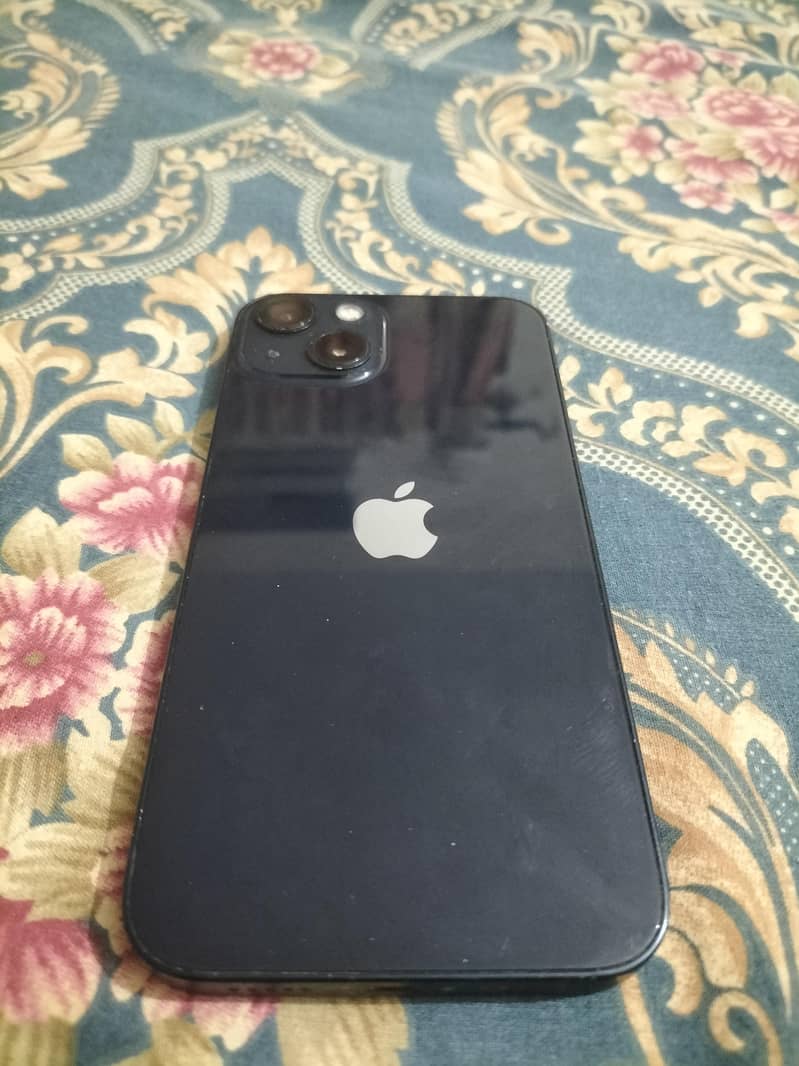 Apple iPhone 13 0