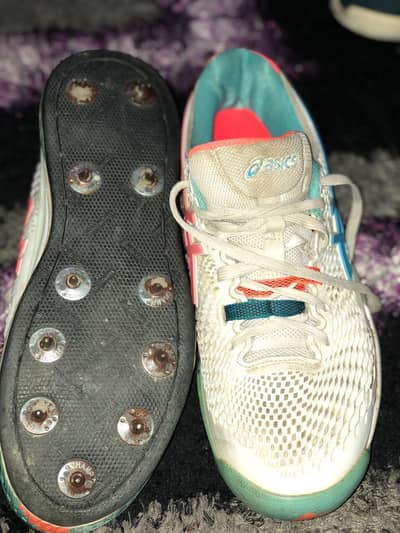 spikes shoes for sale