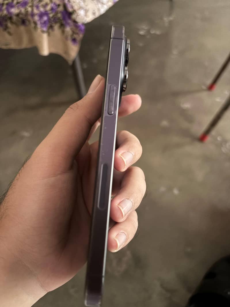 Apple iPhone 14 Pro Max 2