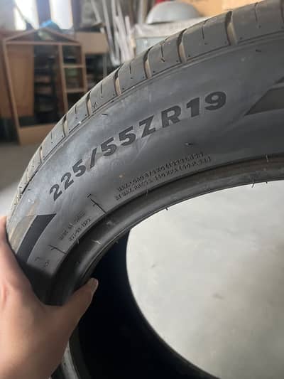 225/55/r19 19 inch tyres (4) complete set
