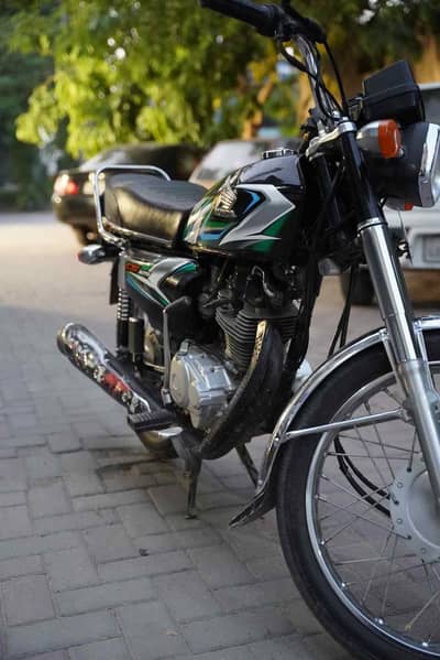 Honda cg 125 2023 model