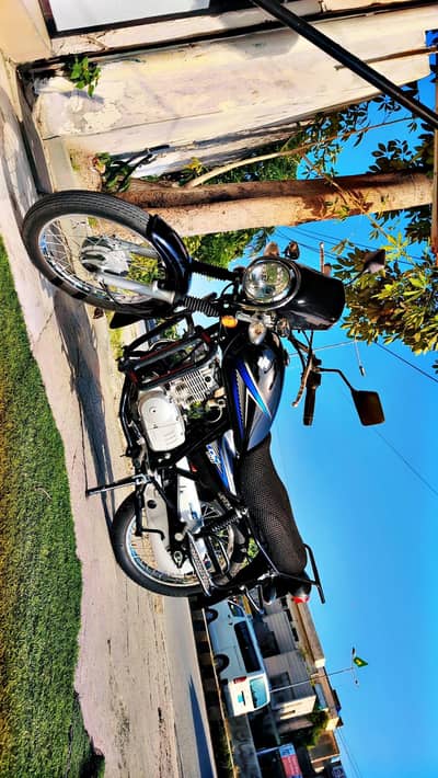 Suzuki GS 150 2025 Model | Black Color | Excellent Condition | Lahore