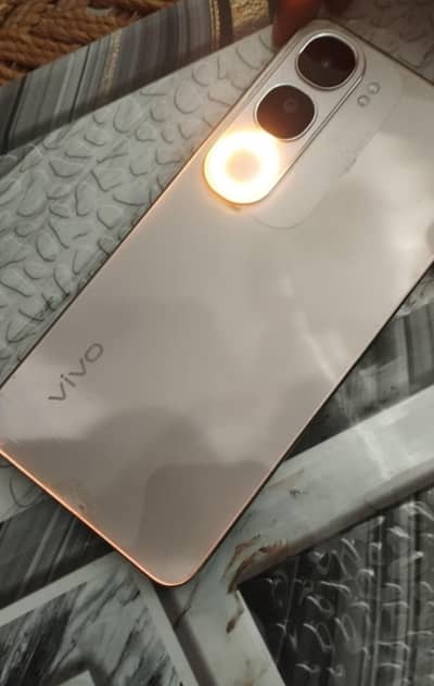 Vivo Y200