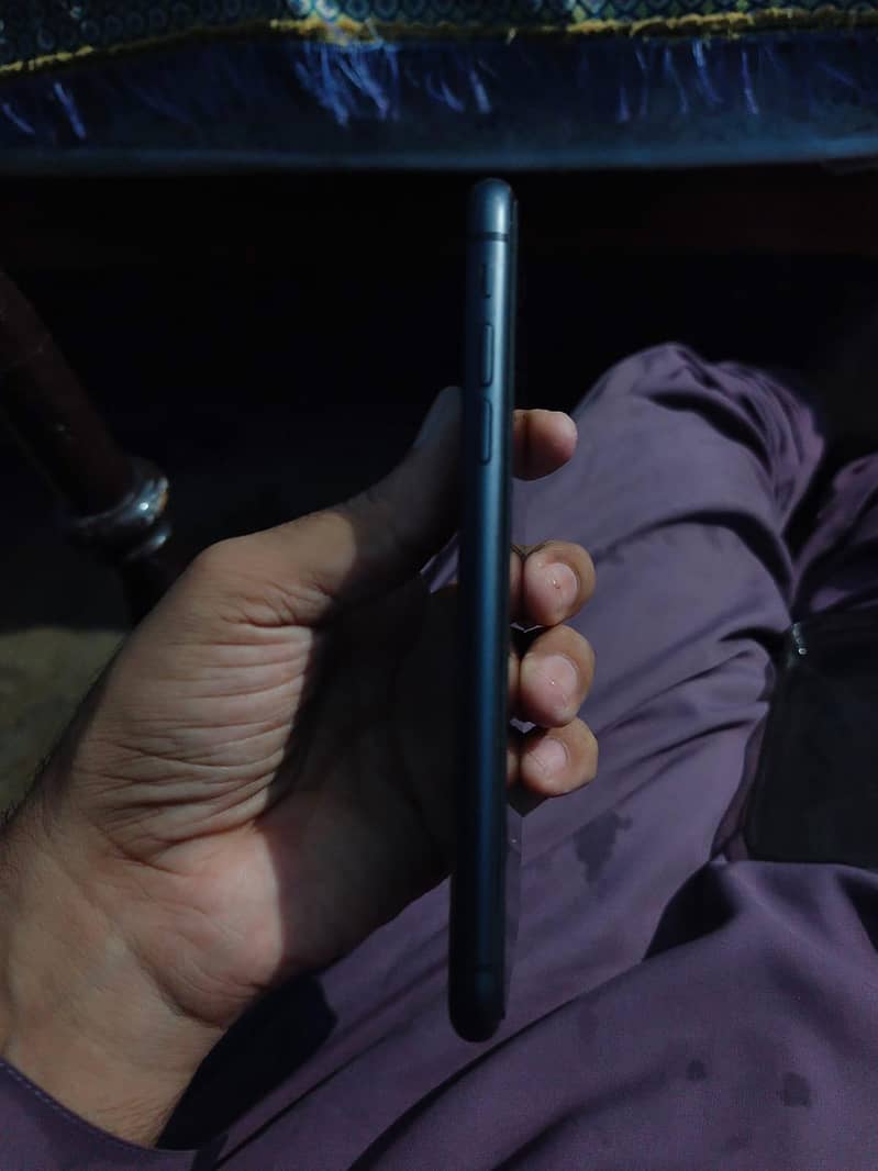 Apple iPhone 11 1