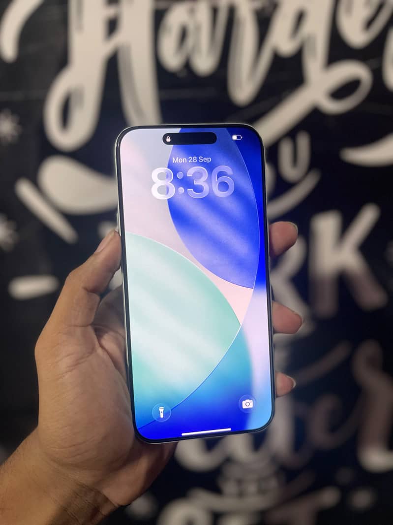 Apple iPhone 17 Pro Max 2