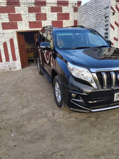 land cruiser Prado available for rent