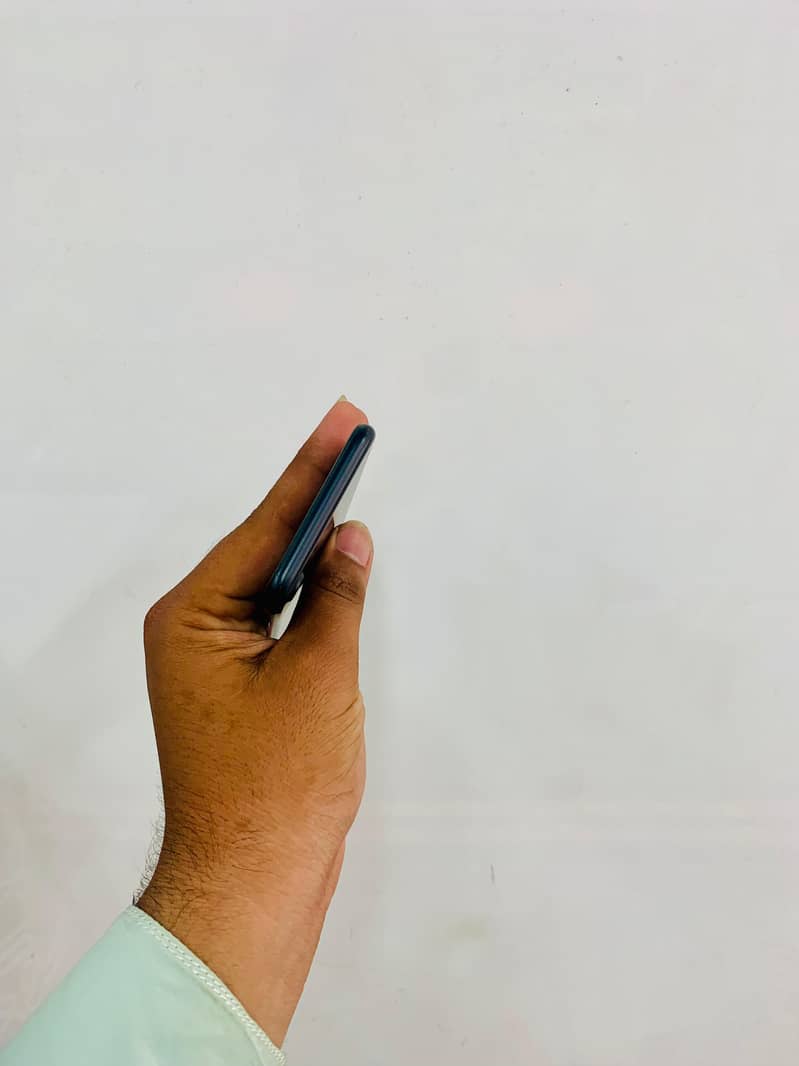 Apple iPhone 7 4