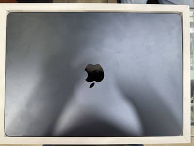 MACBOOK AIR M5 15 INCH 16-512 GB MIDNIGHT 5 CYCLES WITH FULL BOX