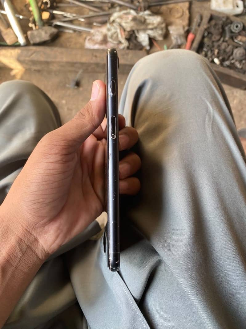 Apple iPhone 7 Plus 2