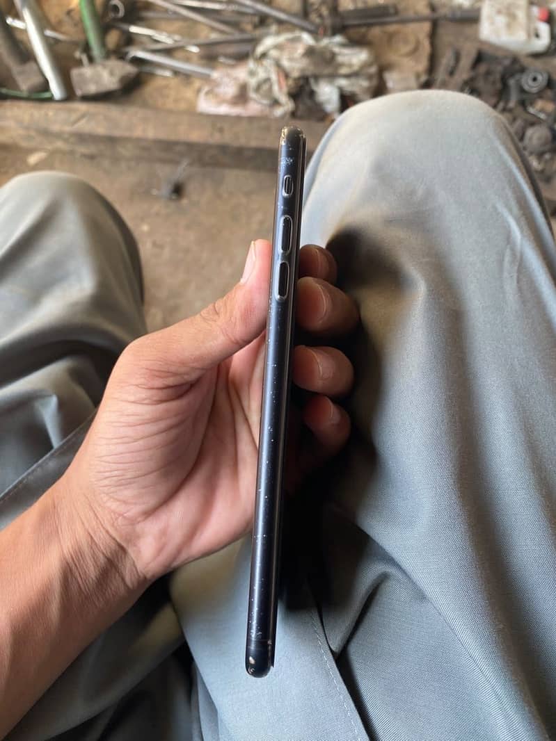 Apple iPhone 7 Plus 4