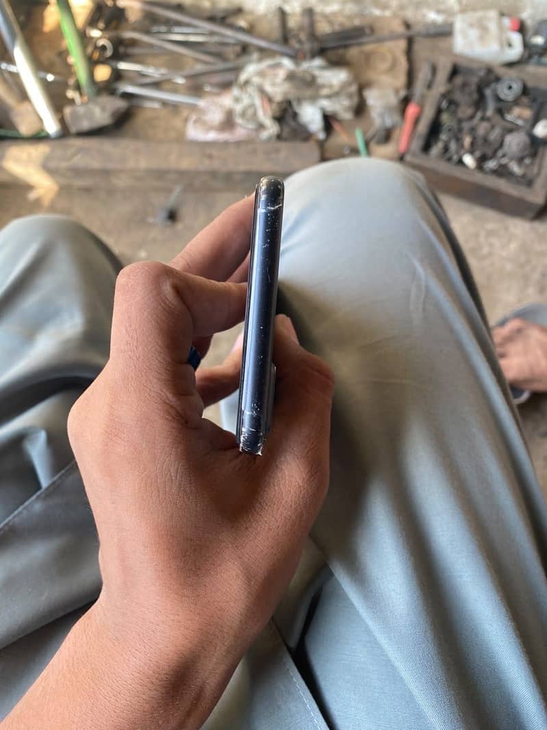 Apple iPhone 7 Plus 5