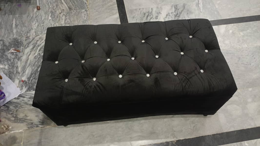 Sofa Setti 2 seater 0