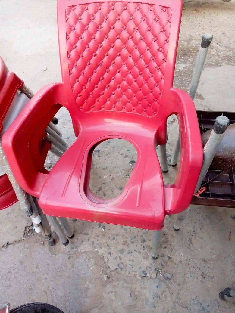 Commode Chairs 0