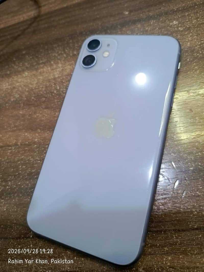 Apple iPhone 11 4