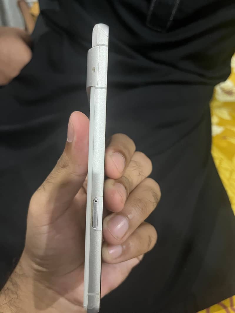 Google Pixel 7 3