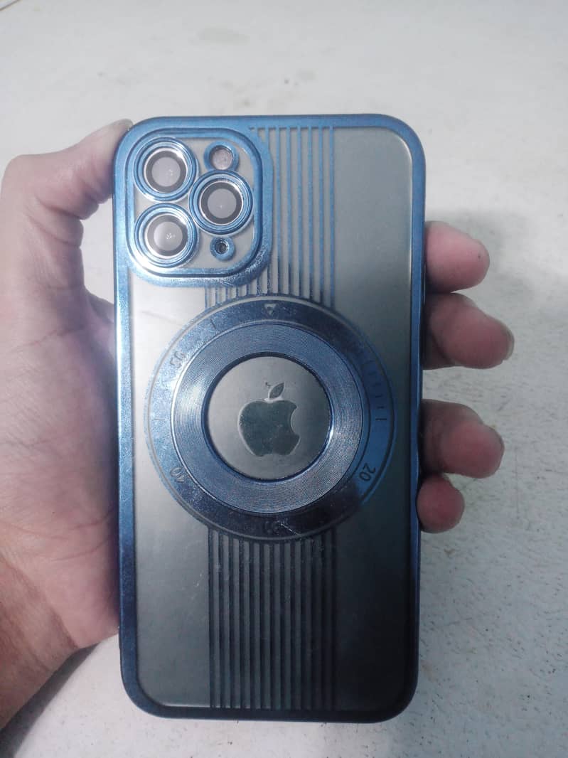 Apple iPhone 11 Pro 0