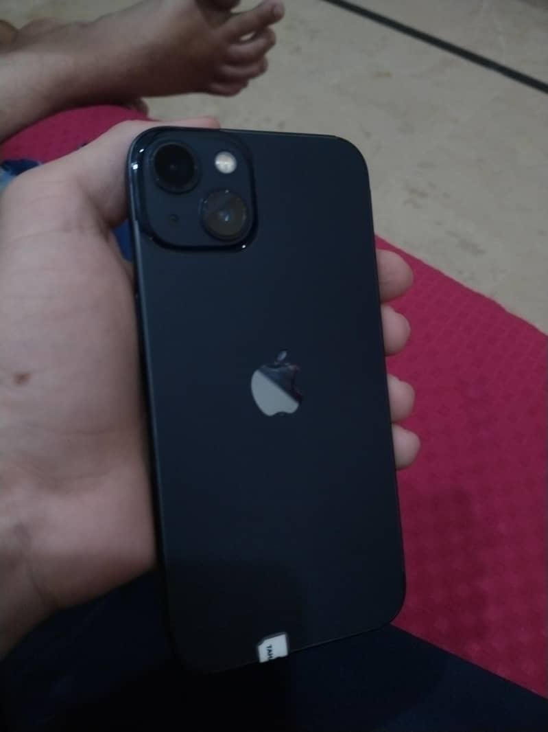Apple iPhone 13 0