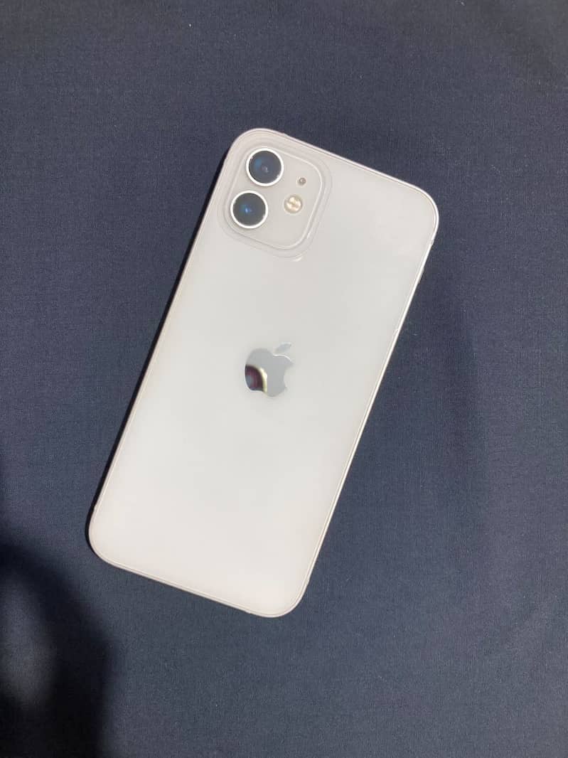 Apple iPhone 12 0