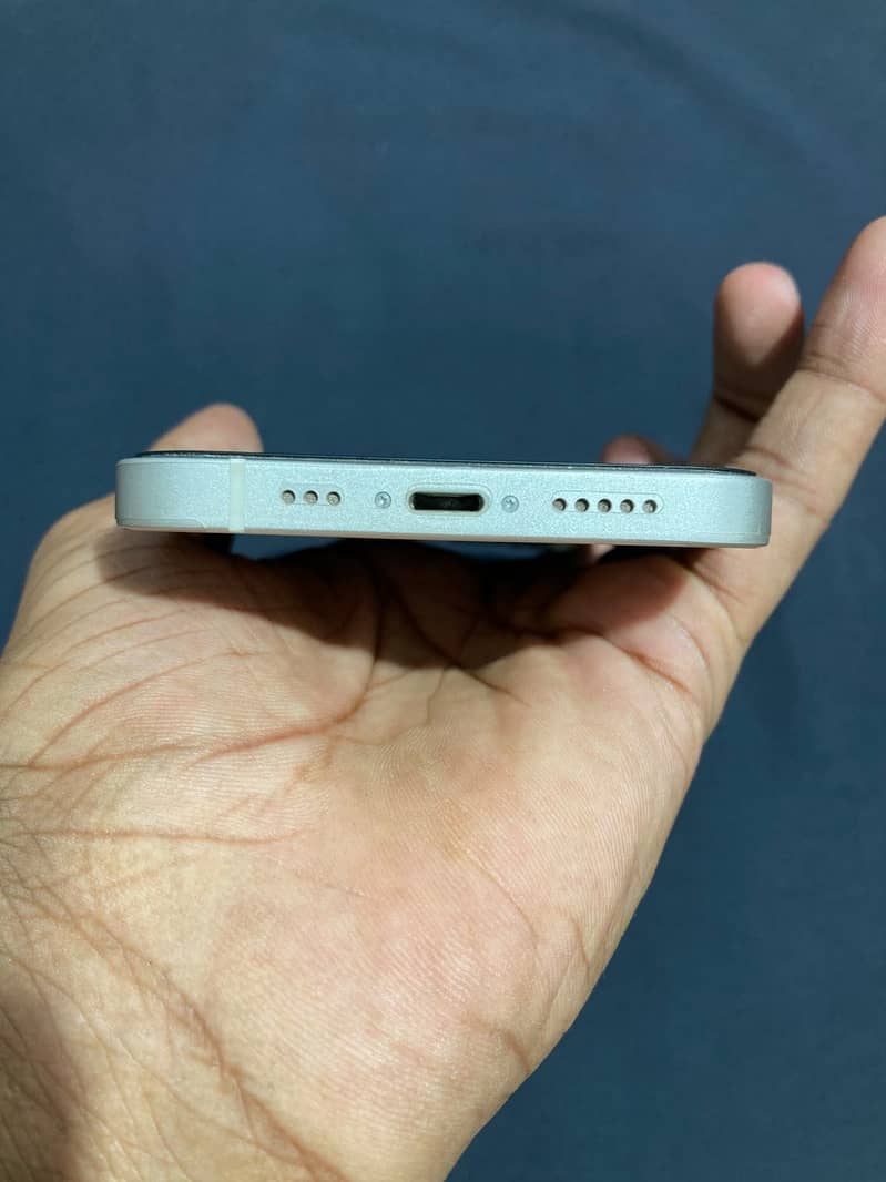 Apple iPhone 12 3